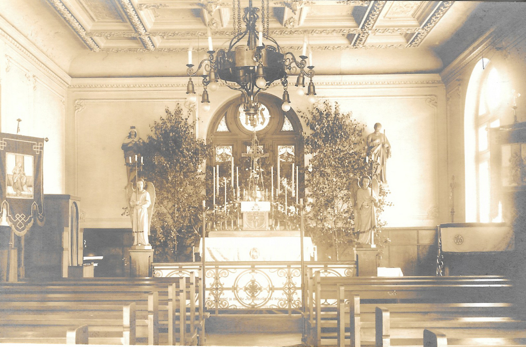 Ansichtskarte mit Innenansicht der Kapelle St. Joseph, um 1925